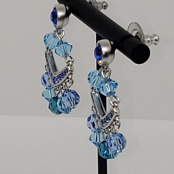 Swarovski Crystal Blue Chandelier Dangle Drop Silver Post Earrings - Picture 10 of 12